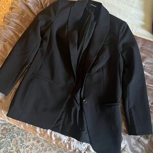 Express blazer size small. Black with pockets.